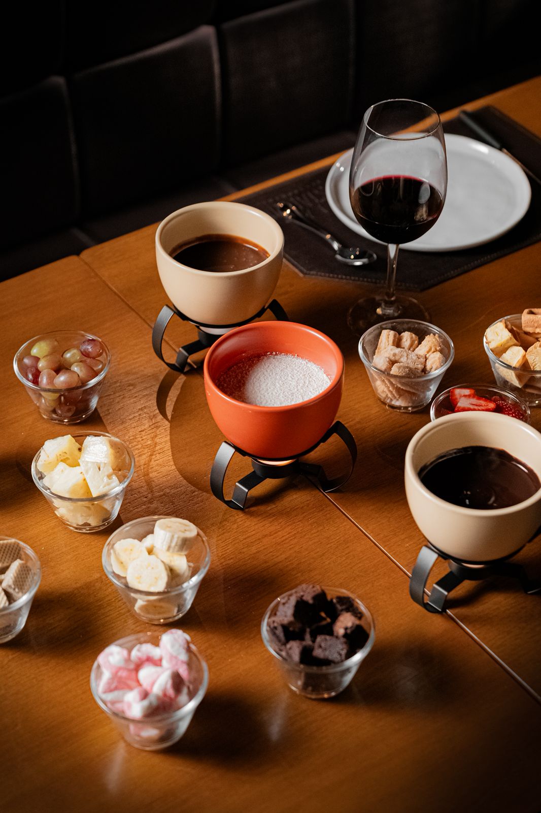 Fondue Premium La Estacion + Luzes da Igreja de Canela
